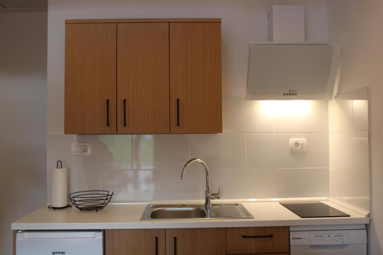 G House Hotel Dutovlje ภายนอก รูปภาพ
