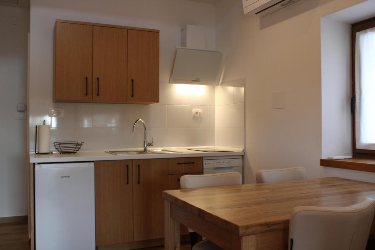 G House Hotel Dutovlje ภายนอก รูปภาพ