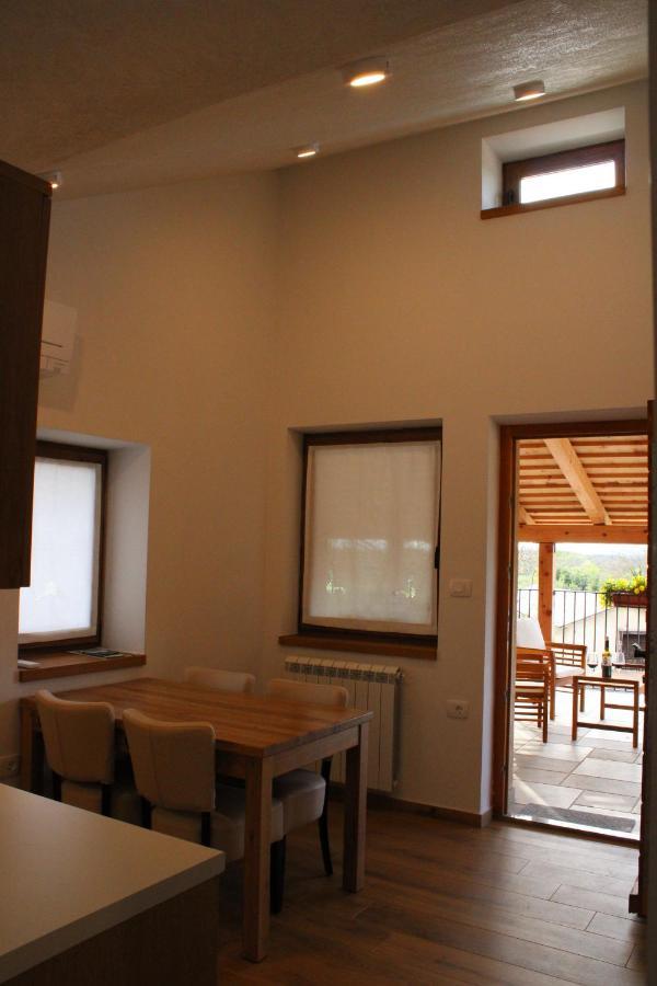 G House Hotel Dutovlje ภายนอก รูปภาพ