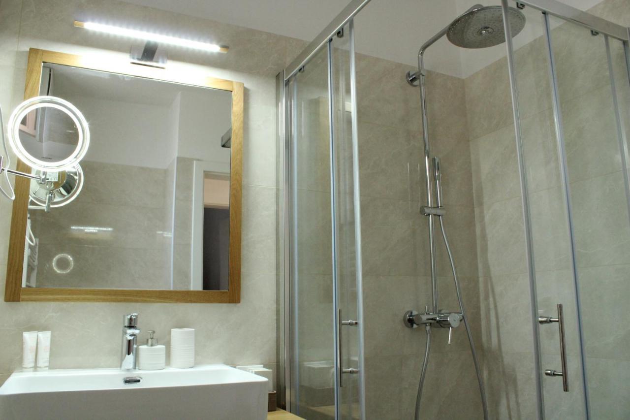 G House Hotel Dutovlje ภายนอก รูปภาพ