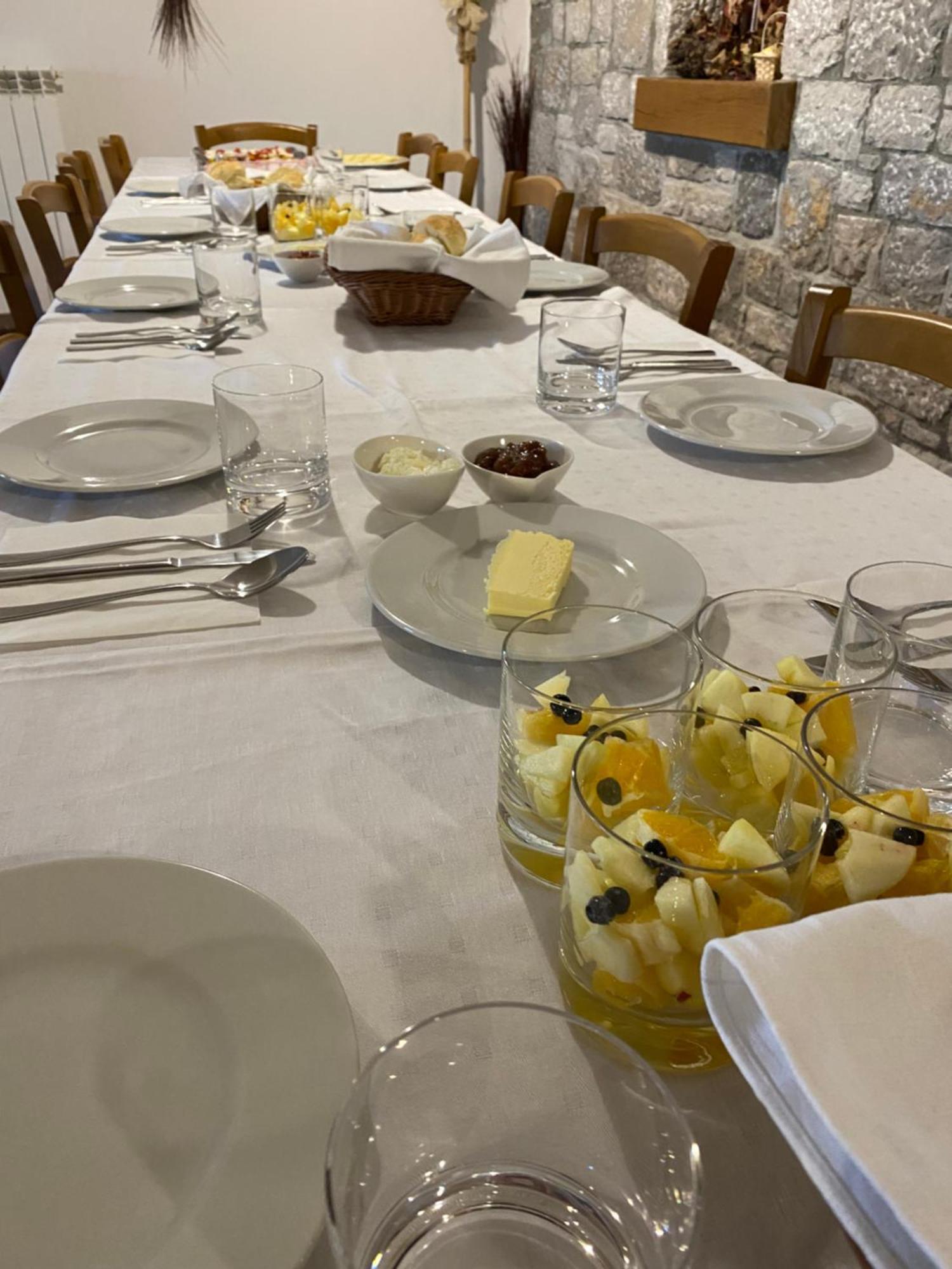 G House Hotel Dutovlje ภายนอก รูปภาพ